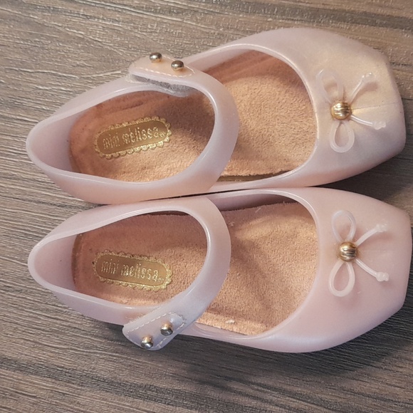 Mini Melissa Ballet Bow Flat size 6 Pastel Pink Velcro Cute Infant Baby Shoes - Picture 1 of 8